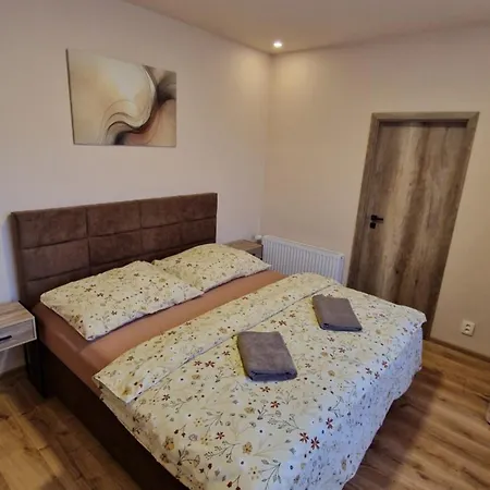 Vivien 3* Zlin